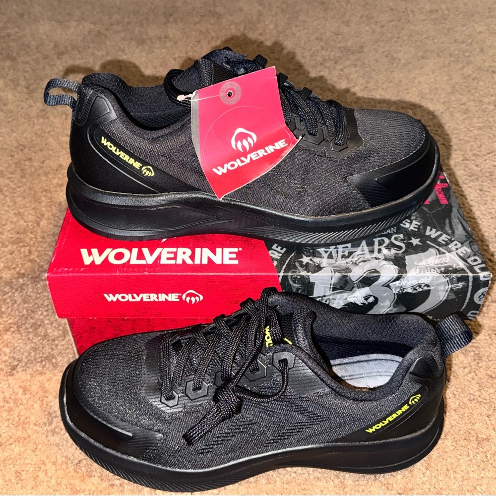 Wolverine Men's Black and Yellow steel toe work shoe